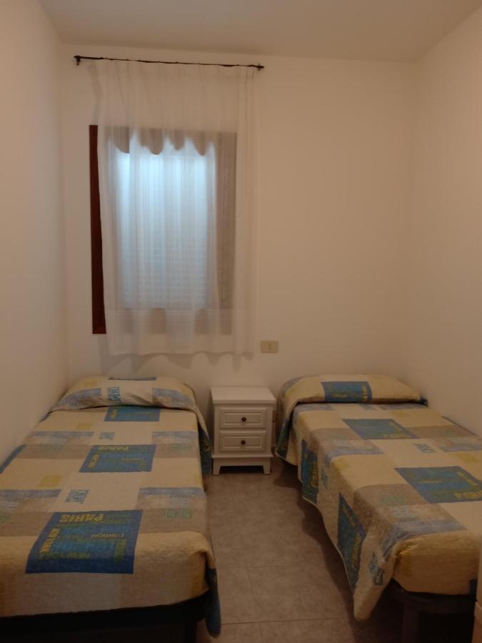 מרינלה Azienda Multifunzionale S'Ozastro מראה חיצוני תמונה