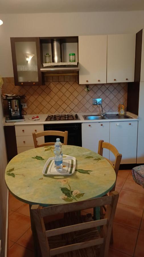 מרינלה Azienda Multifunzionale S'Ozastro מראה חיצוני תמונה